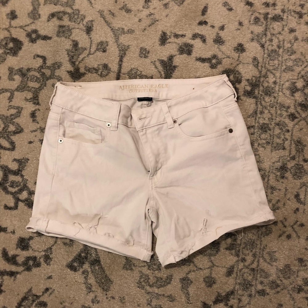 American Eagle White Shorts